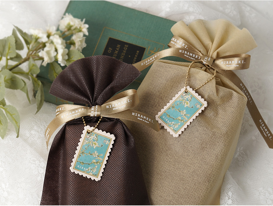 母の日ギフトラッピング アーモンドブロッサムタグ付き